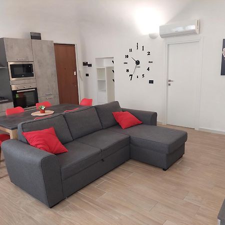 Novi Outlet Apartment Novi Ligure Kültér fotó
